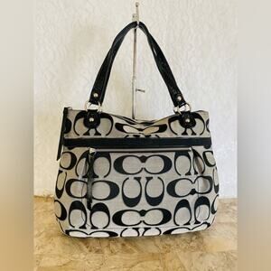 Coach Signature Poppy Shoulder Bag M1120-18979